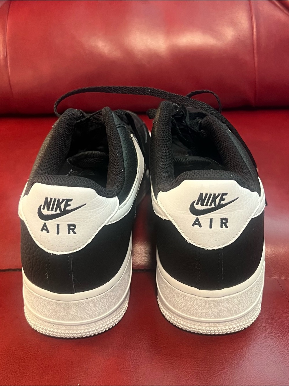 Nike Sneakers - Picture 6 of 9